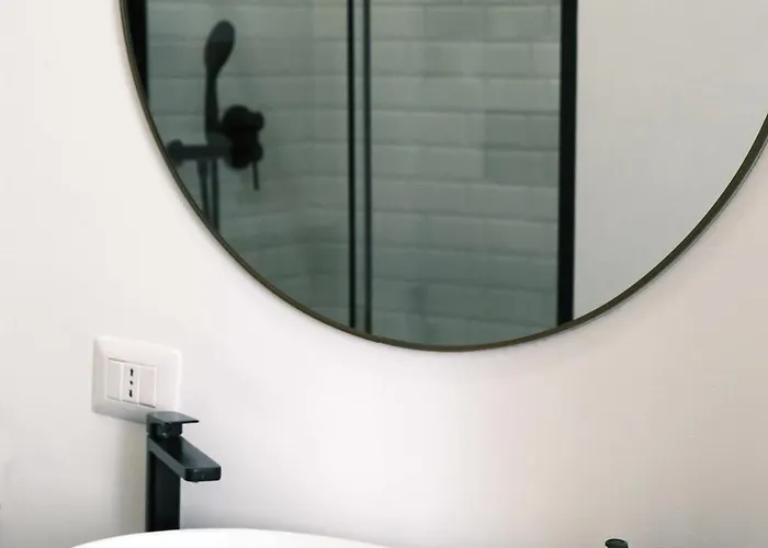 Comecasa Modern Crocetta M3 Milan